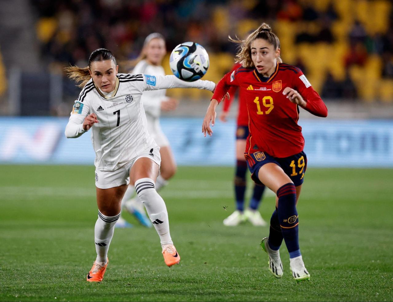 对手完全被防到断电